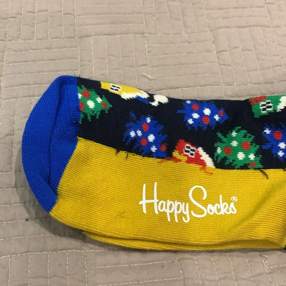 NWOT Happy Socks Size 4-7